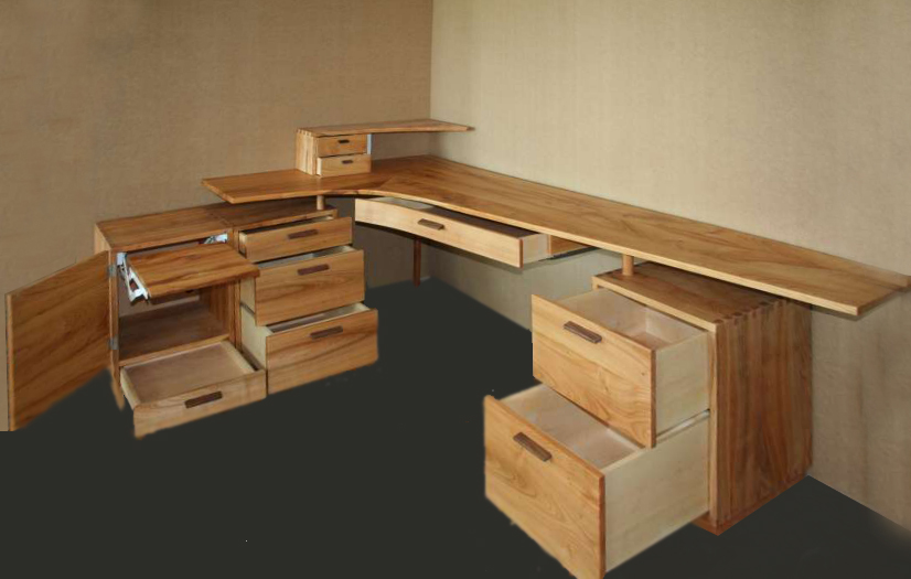 Eckschreibtisch, Kirschbaum | Moebelobjekte Oliver Röhrl